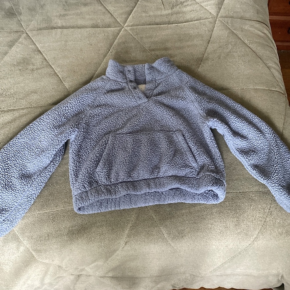 Aeropostale, fluffy + fuzzy+ teddy sky blue fleece